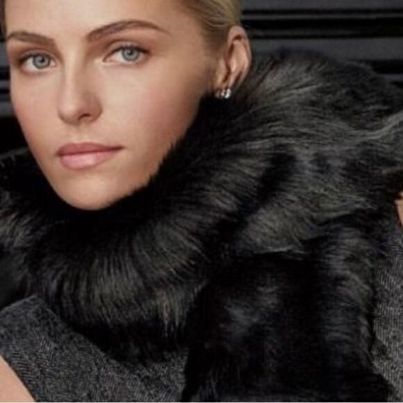 Ralph Lauren Collection Ebony Lamb Shearling Pull Thru Collar - Picture 8 of 16